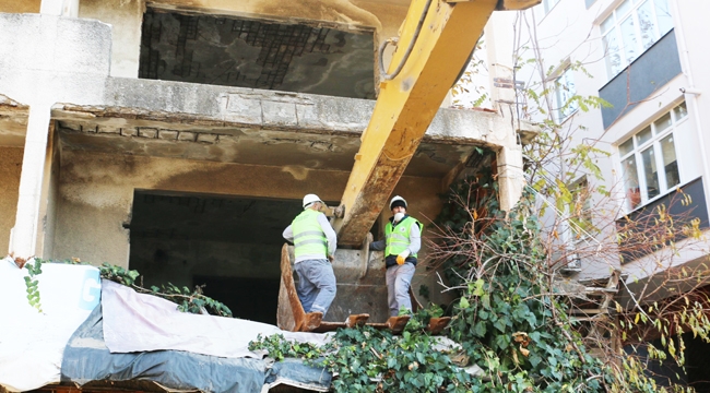 Kartal'da Metruk Binalar Yıkıldı! Kent Nefes Aldı