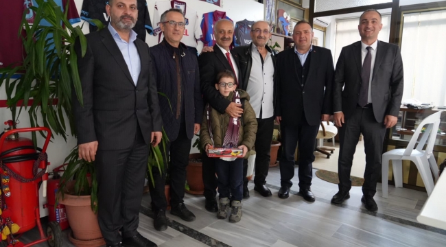 Cumhur İttifakı Kartal Belediye Başkan Adayı Karakaya, Yemek Sitesini ziyaret etti